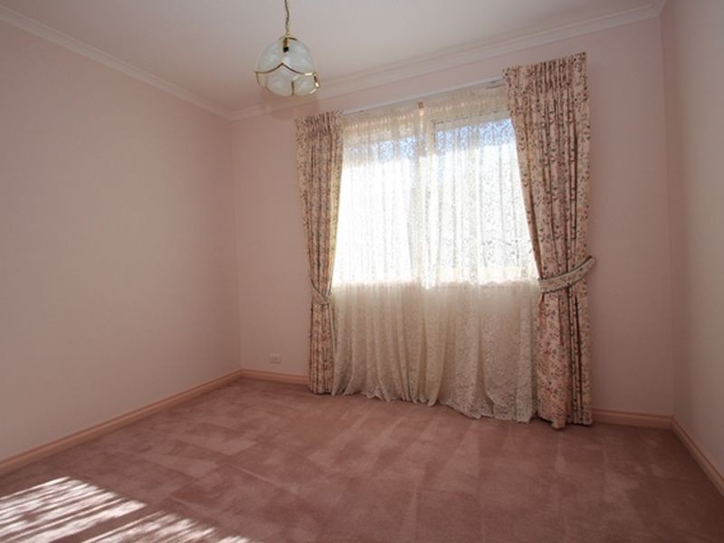 8/1 River Drive, Queanbeyan NSW 2620