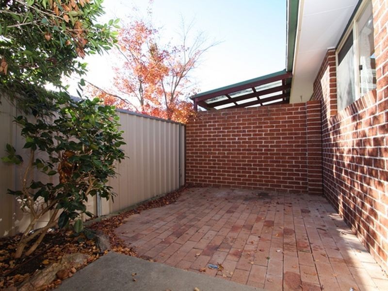 8/1 River Drive, Queanbeyan NSW 2620