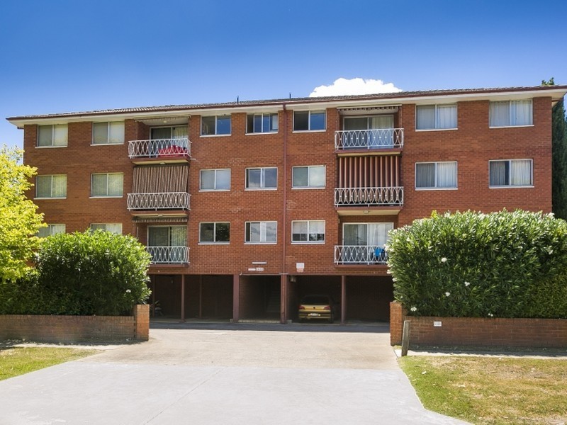 10/56 Trinculo Place, Queanbeyan NSW 2620