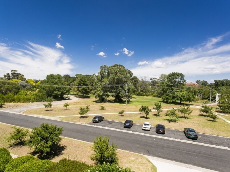10/56 Trinculo Place, Queanbeyan NSW 2620
