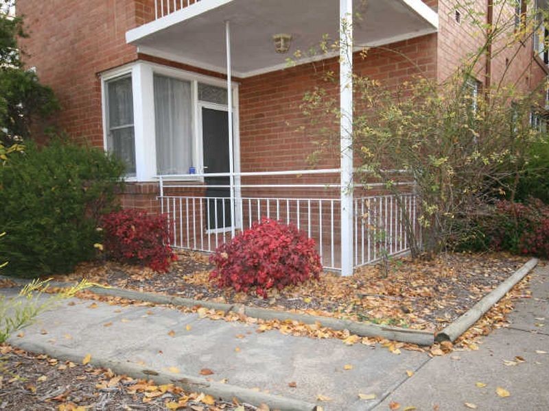 4/35 Crawford, Queanbeyan NSW 2620