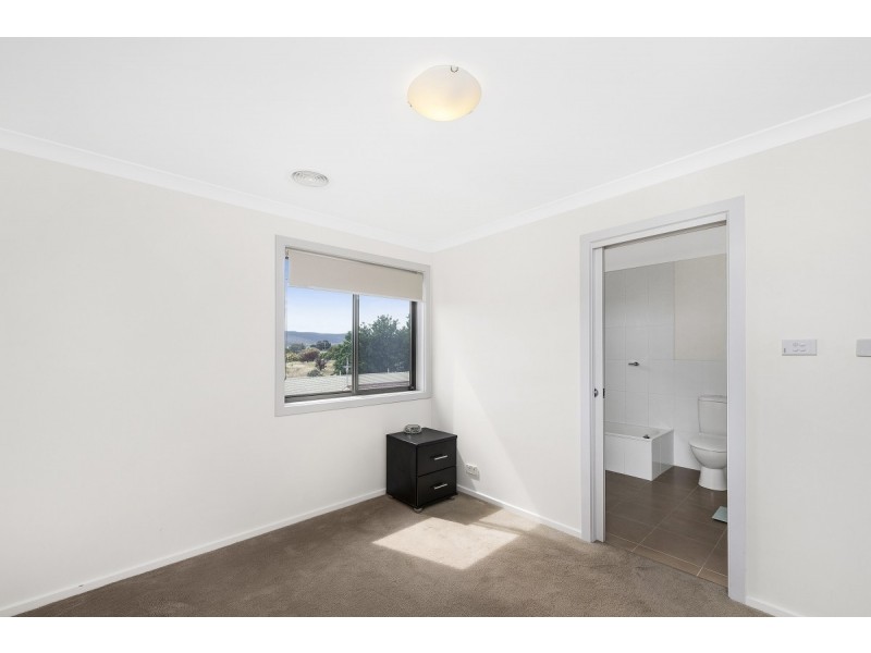 10/19-21 Henderson Road, Queanbeyan NSW 2620
