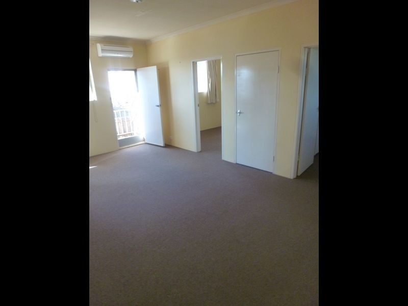 4/36 Henderson Road, Queanbeyan NSW 2620