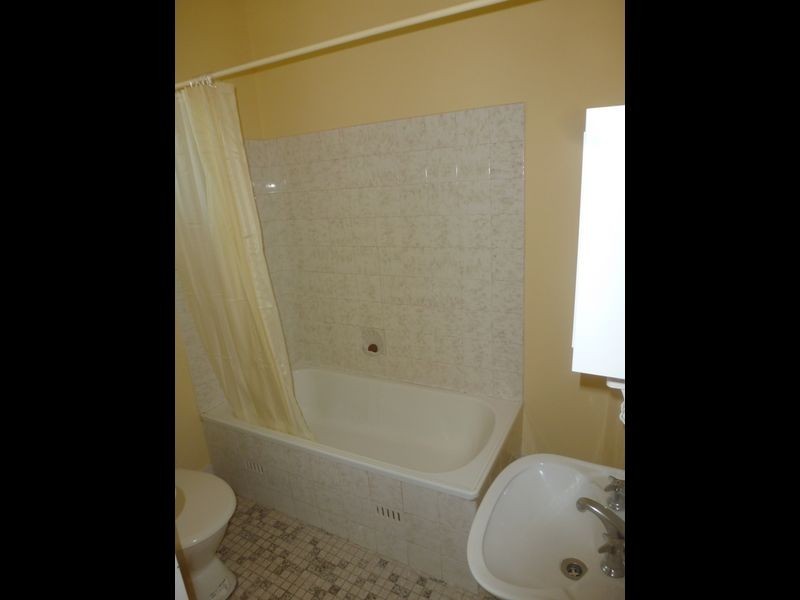 4/36 Henderson Road, Queanbeyan NSW 2620