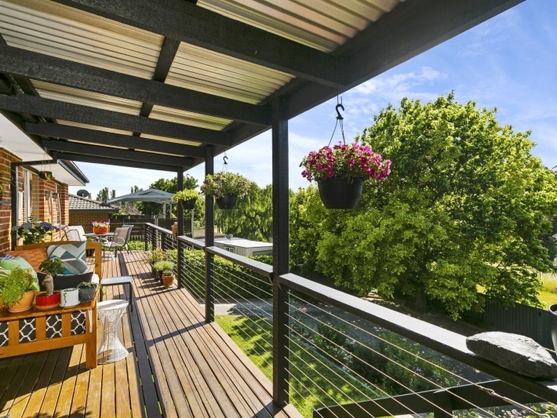 13 Monk Place, Queanbeyan NSW 2620