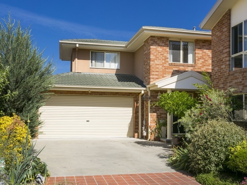 2/1A McKeahnie Street, Queanbeyan NSW 2620