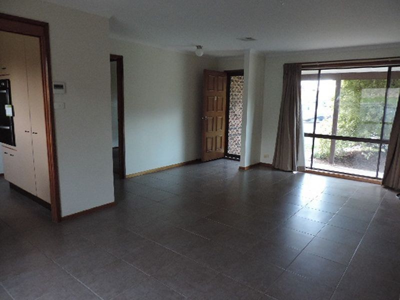 1/24 Southbar Road, Queanbeyan NSW 2620