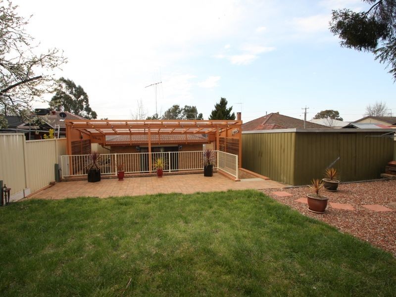 22 Fergus Road, Queanbeyan NSW 2620
