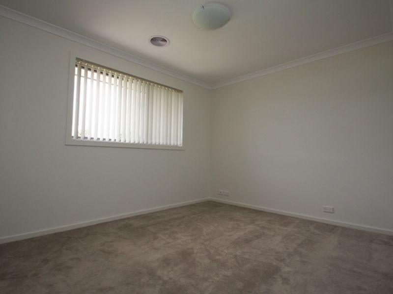 6/10-12 Mulloon Street, Queanbeyan NSW 2620