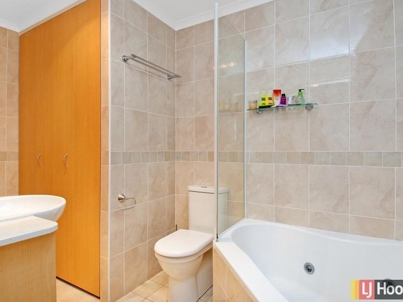 5/12 Waniassa Street, Queanbeyan NSW 2620
