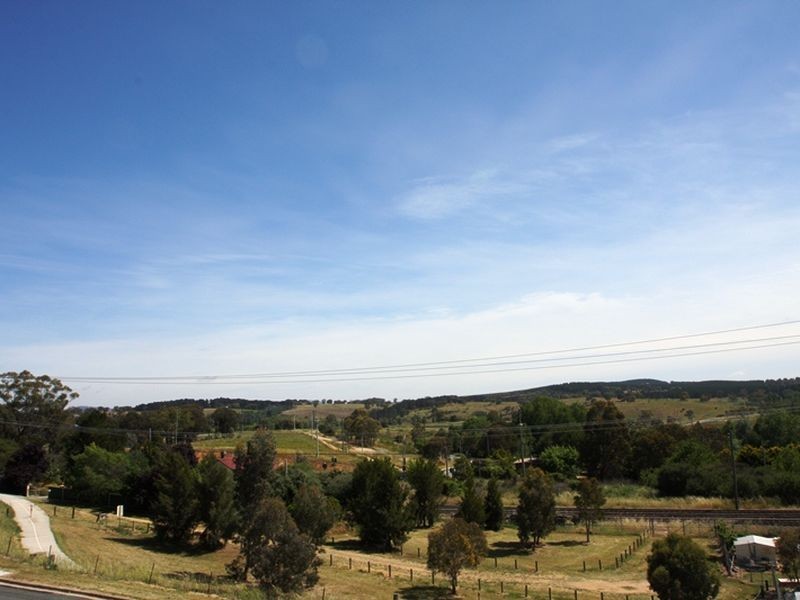 13/88-90 Henderson Road, Manhattan Apar, Queanbeyan NSW 2620
