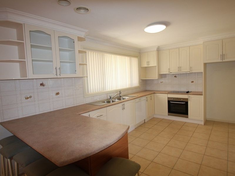 22 Currie Street, Queanbeyan NSW 2620