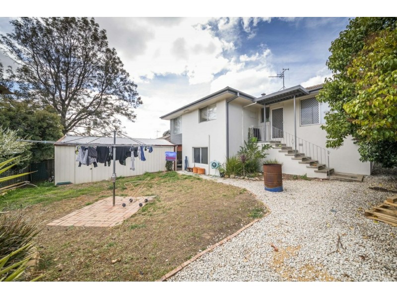 81 Pindari Crescent, Queanbeyan NSW 2620