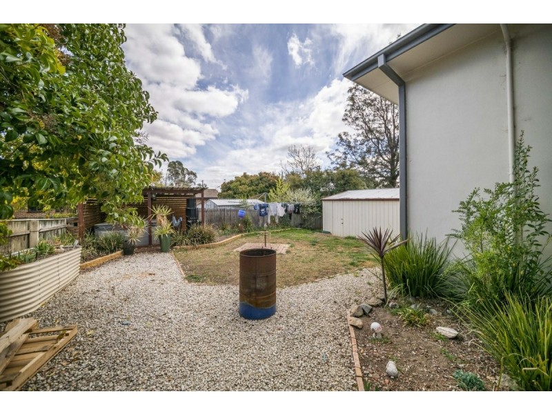 81 Pindari Crescent, Queanbeyan NSW 2620