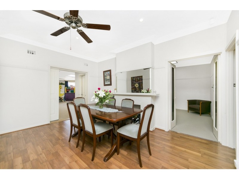 15 Munro Road, Queanbeyan NSW 2620