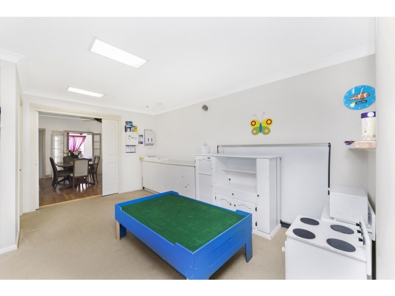15 Munro Road, Queanbeyan NSW 2620