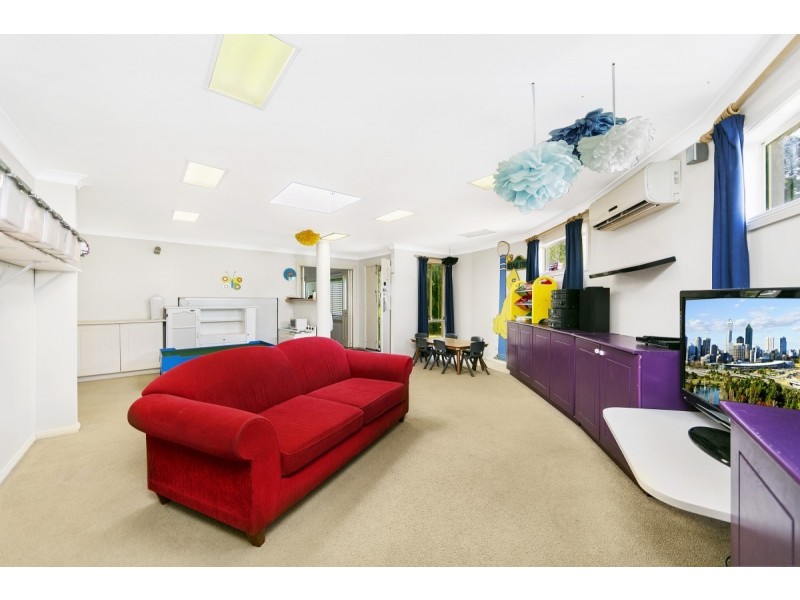 15 Munro Road, Queanbeyan NSW 2620