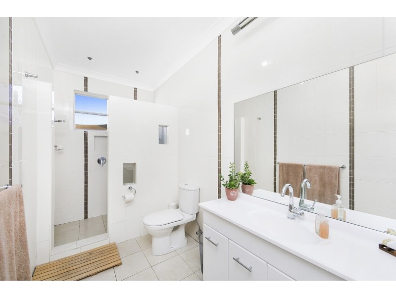 15 Munro Road, Queanbeyan NSW 2620