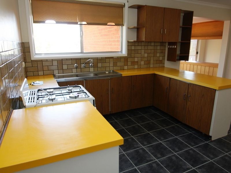 28 Bendora Avenue, Queanbeyan NSW 2620