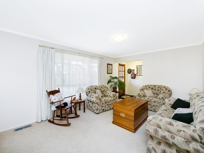 26 Kinlyside Avenue, Jerrabomberra NSW 2619