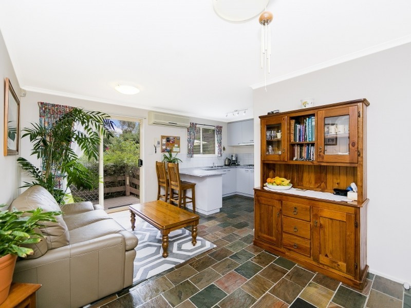 26 Kinlyside Avenue, Jerrabomberra NSW 2619