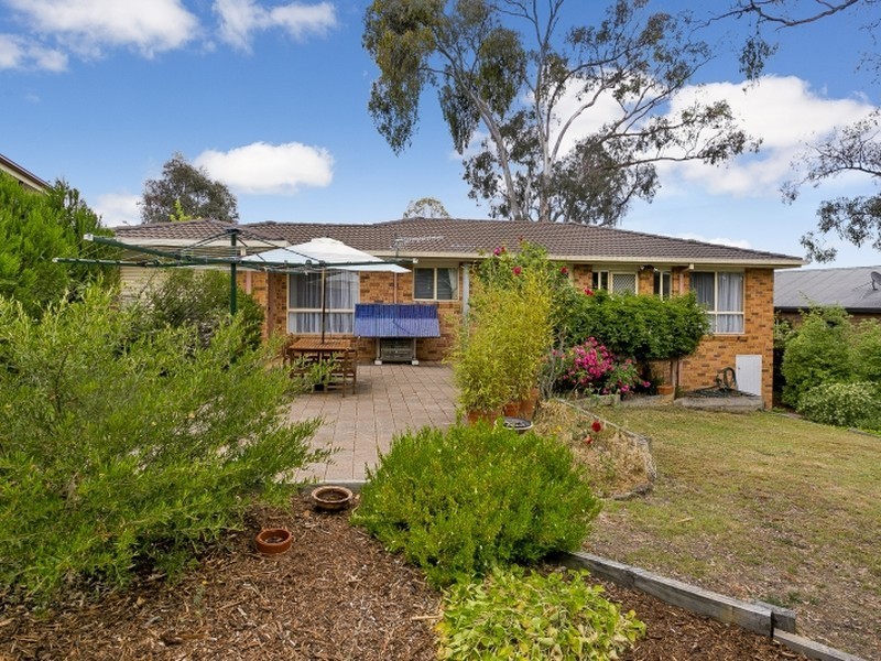 26 Kinlyside Avenue, Jerrabomberra NSW 2619