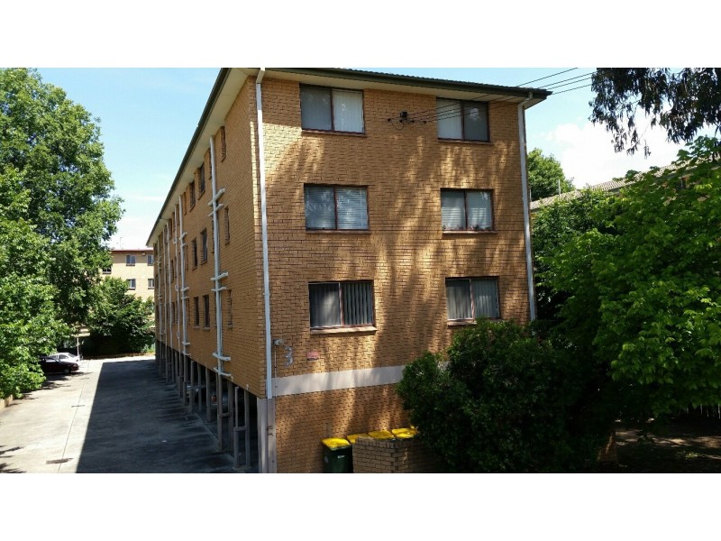 2/3 Mowatt St, Queanbeyan NSW 2620