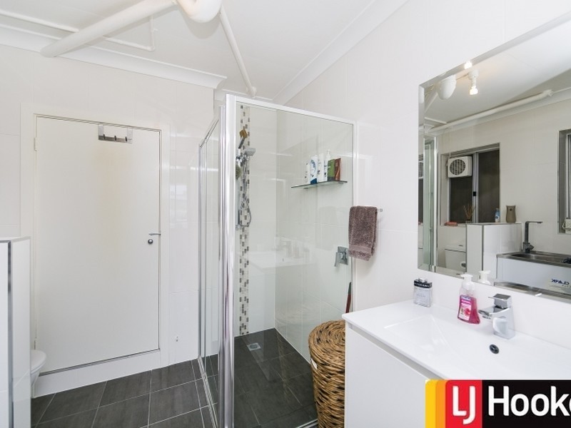 2/17 Carinya Street, Queanbeyan NSW 2620