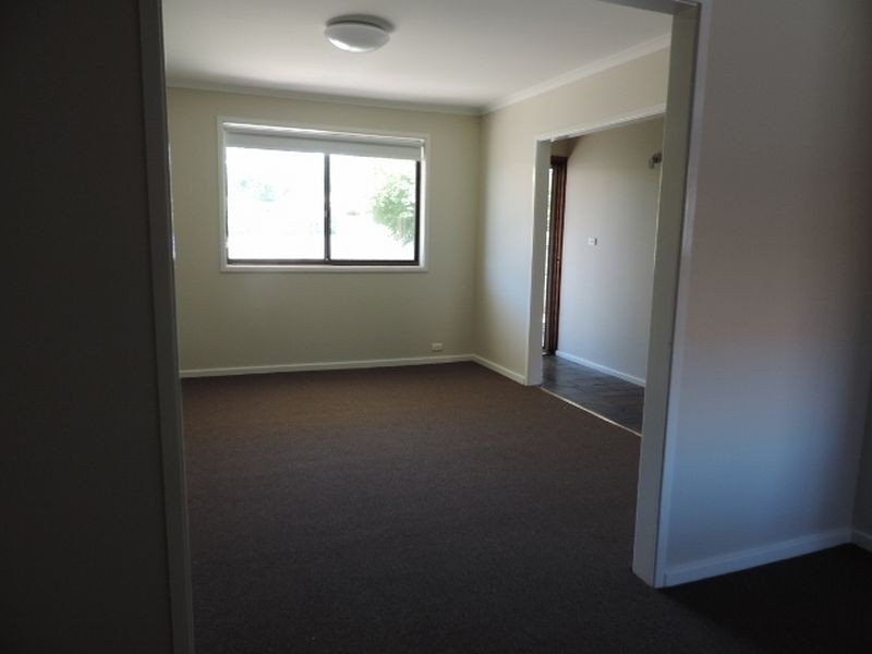 2/13 Kathleen Street, Queanbeyan NSW 2620