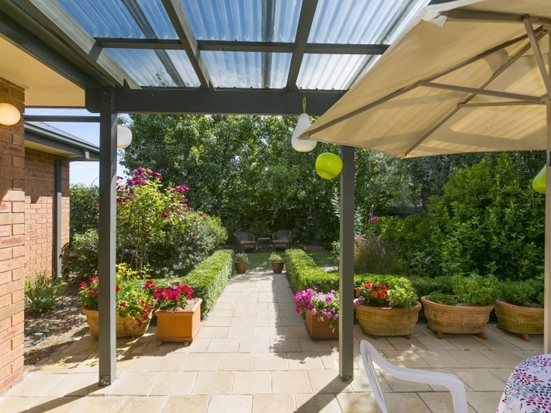 44 Stonehaven Circuit, Queanbeyan NSW 2620