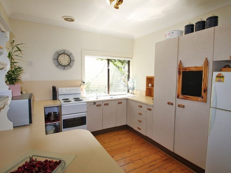 31 Sunnybar Parade, Queanbeyan NSW 2620
