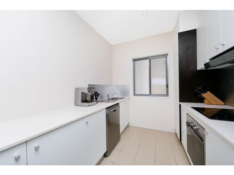 8C/17 Uriarra Road, Queanbeyan NSW 2620