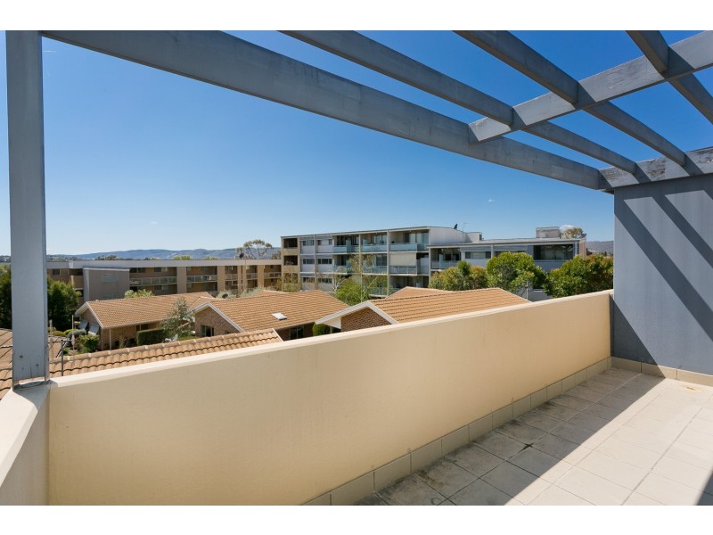 8C/17 Uriarra Road, Queanbeyan NSW 2620