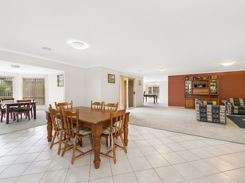 26 Colverwell Crescent, Jerrabomberra NSW 2619