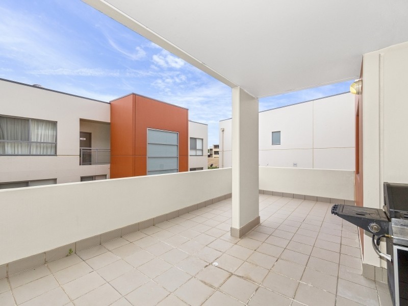 8A/17 Uriarra Road, Queanbeyan NSW 2620