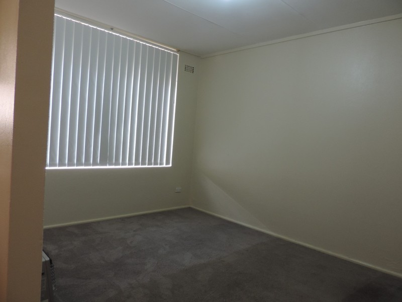 2/18 Gerald St, Queanbeyan NSW 2620