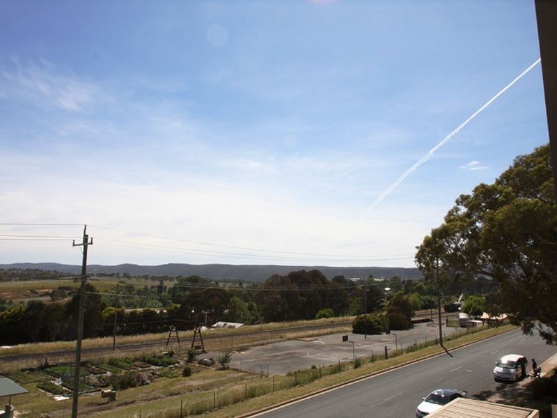 10/88-90 Henderson Road, Queanbeyan NSW 2620