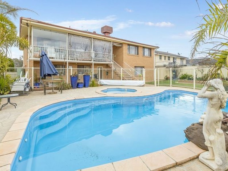 9 Graham Place, Queanbeyan NSW 2620