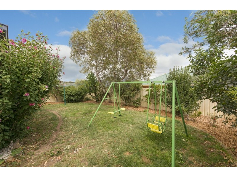 6 Northcliffe Place, Queanbeyan NSW 2620