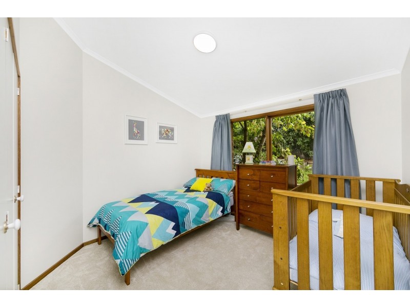 44 Redwood Avenue, Jerrabomberra NSW 2619