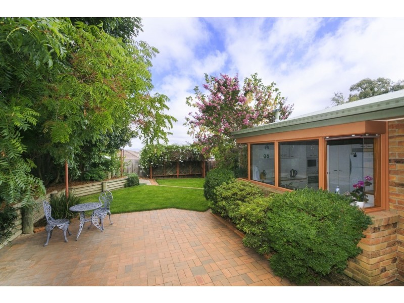 44 Redwood Avenue, Jerrabomberra NSW 2619