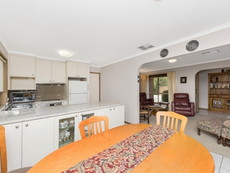 1/9 Patanga Gardens, Queanbeyan NSW 2620