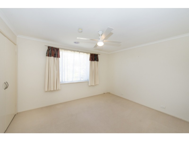 6 Kinsella Street, Queanbeyan NSW 2620