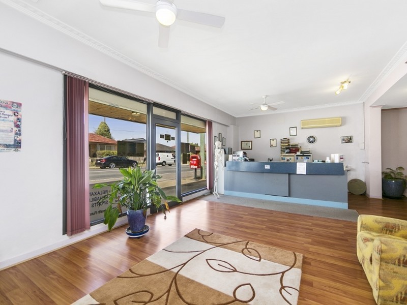 135 Uriarra Road, Queanbeyan NSW 2620