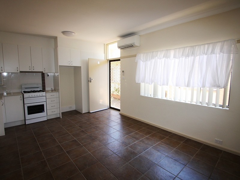 10 & 11/29 Rutledge St, Queanbeyan NSW 2620