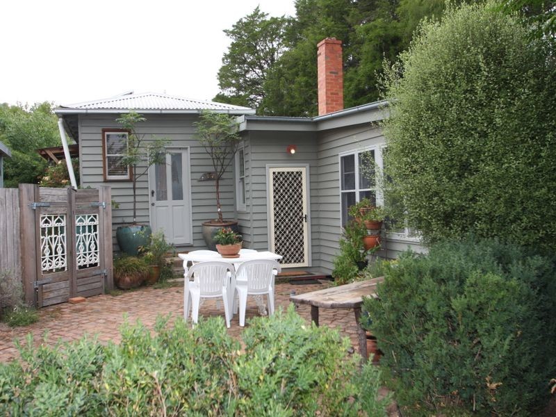 9 River Street, Oaks Estate ACT 2620