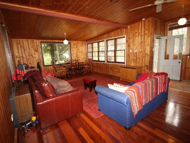 9 River Street, Oaks Estate ACT 2620