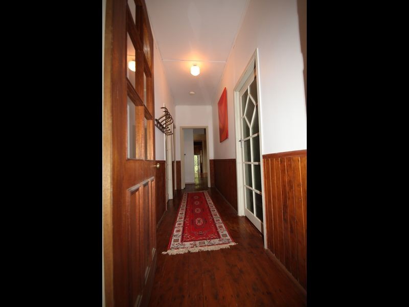 9 River Street, Oaks Estate ACT 2620