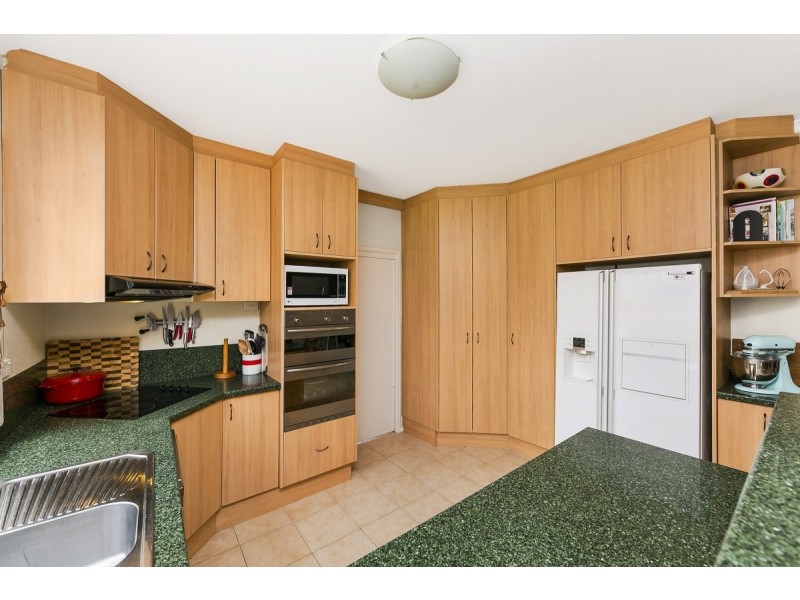 6 Telopea Place, Queanbeyan NSW 2620