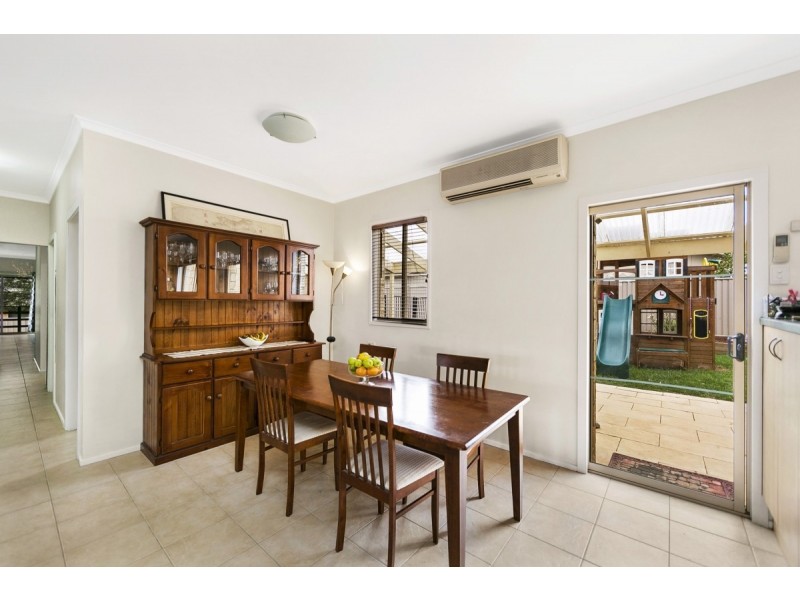 6 Telopea Place, Queanbeyan NSW 2620